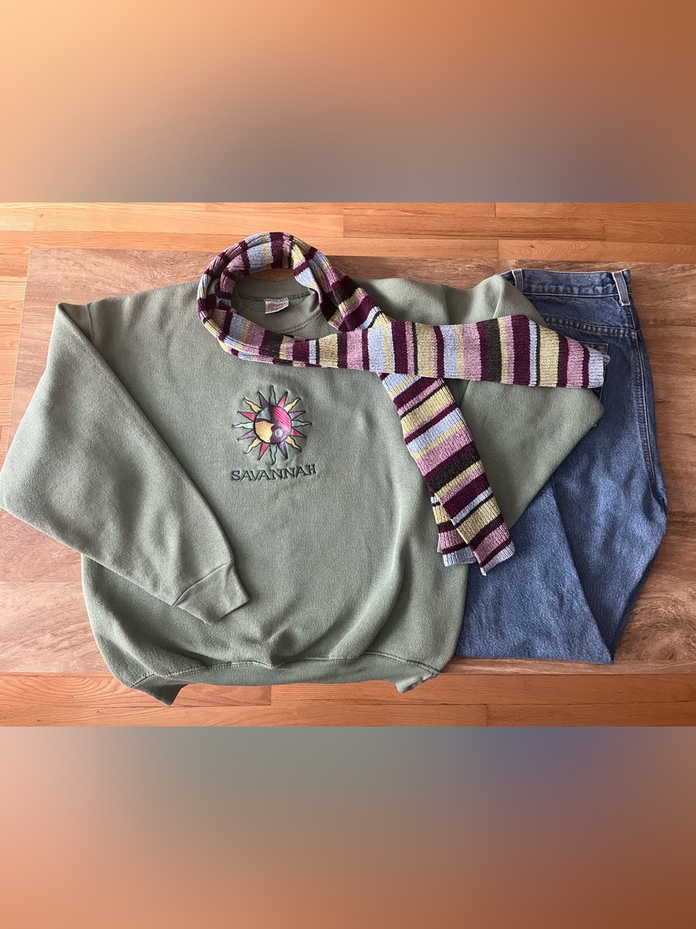 Vintage Savannah Olive Green Crewneck Sweatshirt with Sun Embroidery